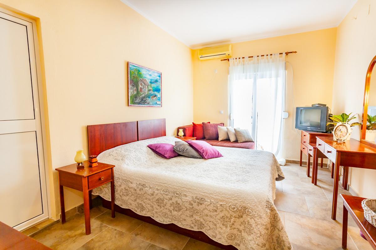 Vongola Apartment Utjeha Luaran gambar
